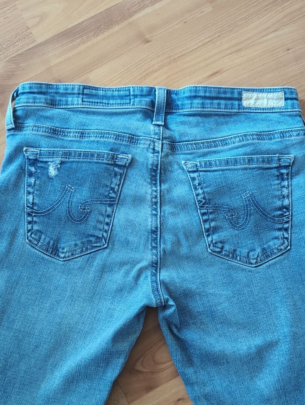 AG Jeans The Stilt Crop 27 21 Year Breathless Fade - Picture 10 of 12